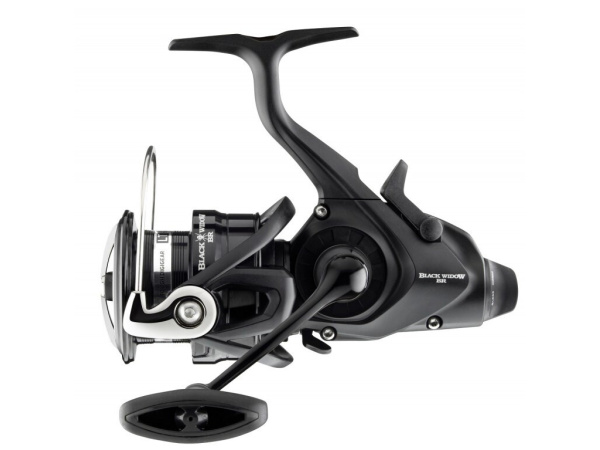 DAIWA - Naviják 19 Black Widow BR LT 4000-C - 1 ložisek