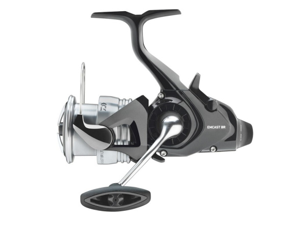 DAIWA - Naviják 24 Emcast BR LT 5000-C - 3 ložisek