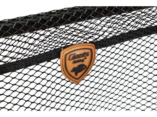 Giants fishing Podběrák Deluxe Landing Net Rubber Medium 70x60cm (2x rukojeť)