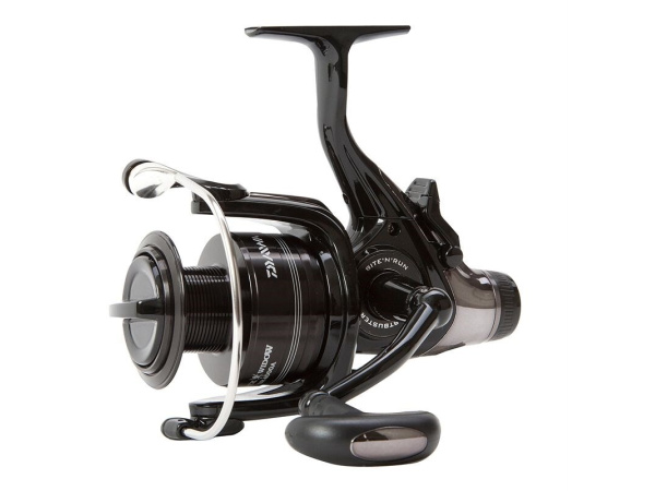 DAIWA - Naviják Black Widow BR 5000A - 1 ložisek