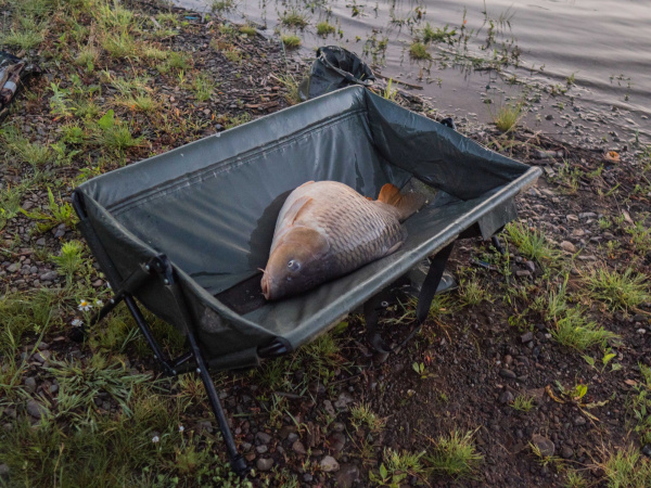 Giants fishing - Podložka Unhooking Mat Cradle XL