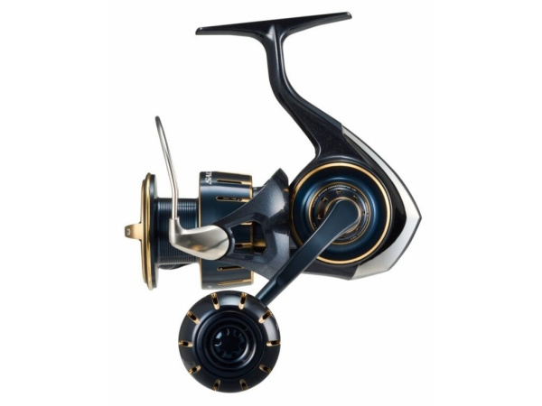 DAIWA - Naviják 23 Saltiga (G) 4000-H - 12 ložisek